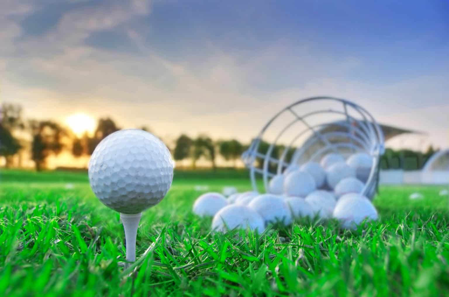 Golf Ball Size (Everything To Know) Diameter, Width, Volume