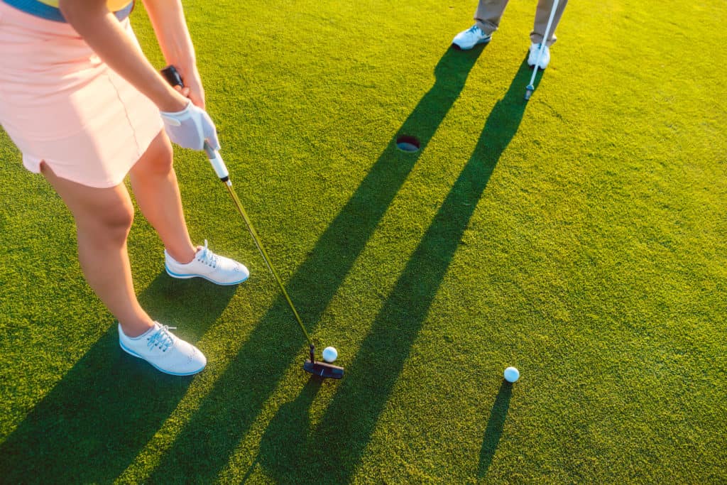 woman player ready to hit the ball