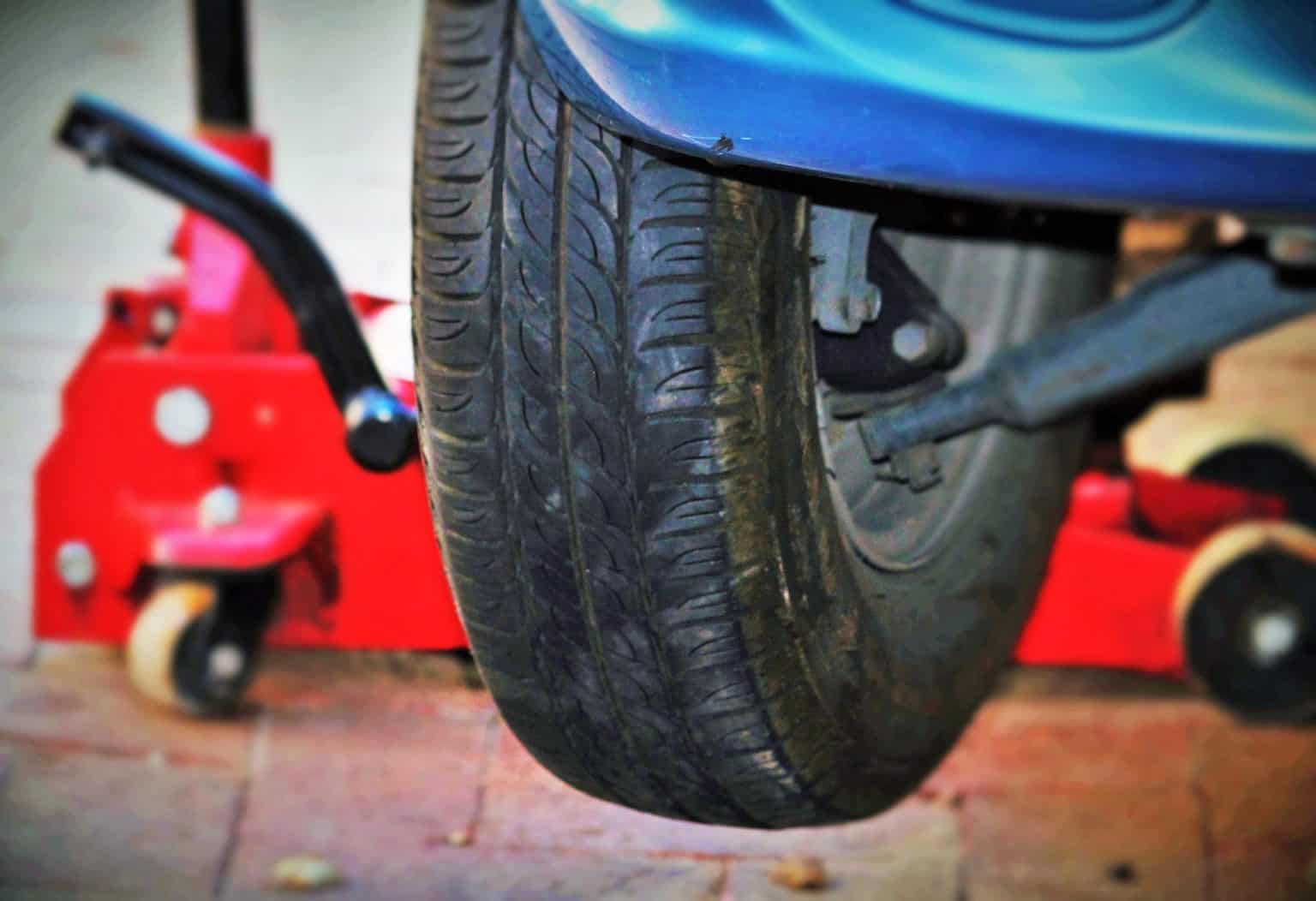How To Fix A Flat Golf Cart Tire (StepByStep Guide)