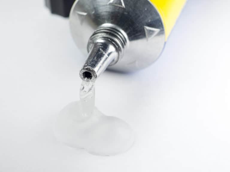 Epoxy For Golf Clubs (How to Use, Where to Get, Dry Time)