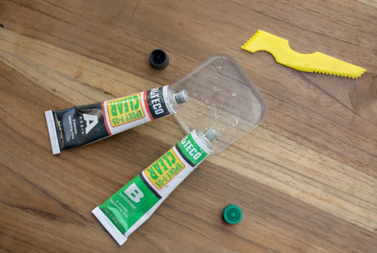 Epoxy For Golf Clubs (How to Use, Where to Get, Dry Time)