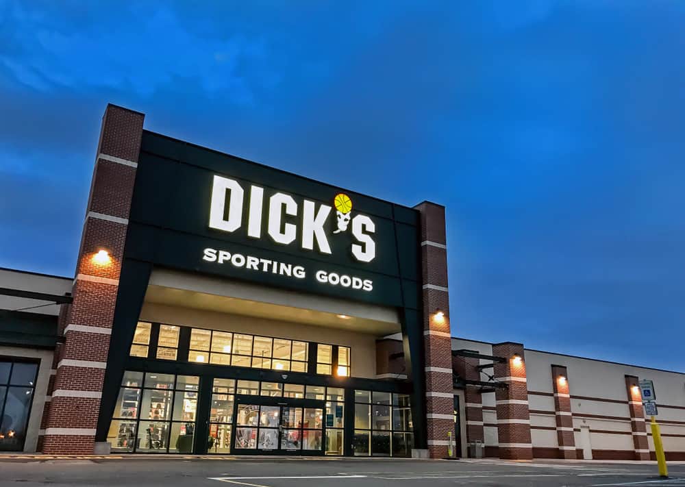 entrance to a Dick's Sporting Goods store