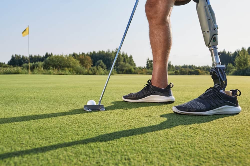 Golf for people with disabilities and with leg amputation.