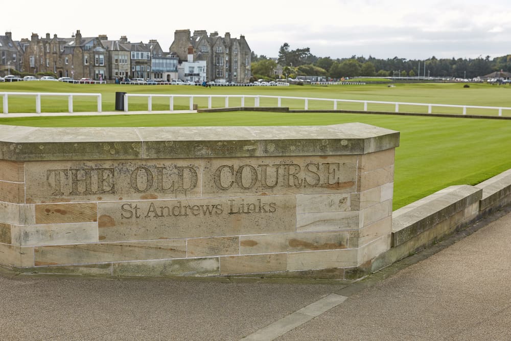 St. Andrews Clubhouse and Golf Course