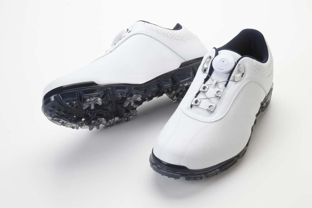 Golf shoe